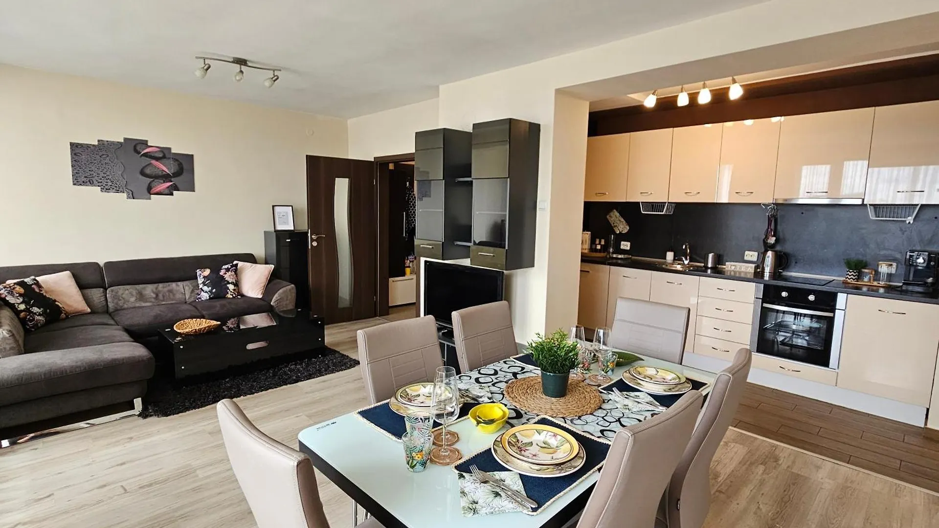 La Casa Di Nora Apartment Varna